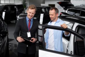 How to Choose the Best Car Pickup and Delivery Service for Auto Dealerships